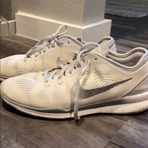 Nike Tennis Shoe